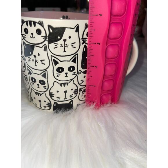 SPECTRUM Kitty Cat Friends Embossed 21oz Mug Cream PINK Hand Painted Cat Faces - Picture 8 of 9